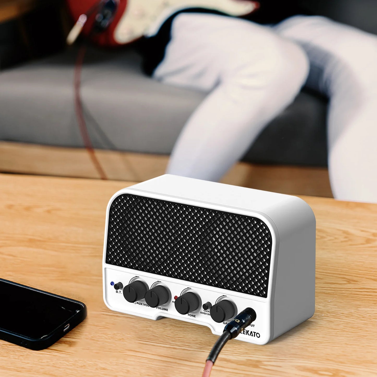 Lekato Mini Portable Acoustic Guitar Amplifier Speaker 5Watt Acoustic Guitar Amplifier Normal Bright Dual Channels