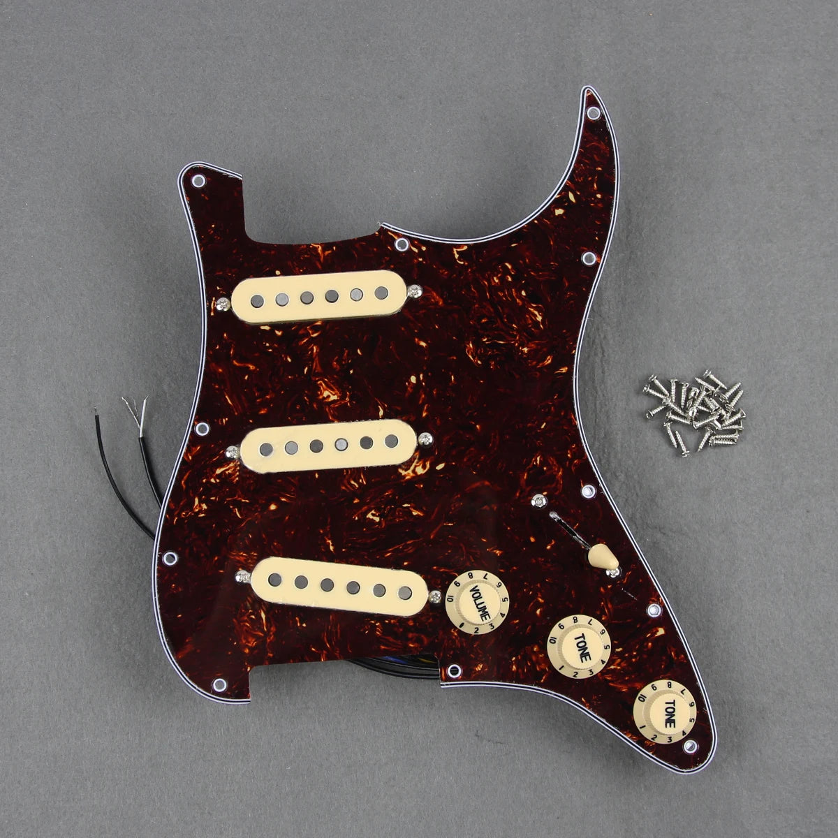 MiniGuitarBR Guitar Parts - Vintage Staggered Alnico 5 SSS Prewired Pickguard ST 11 Holes Loaded Guitar Pickguard