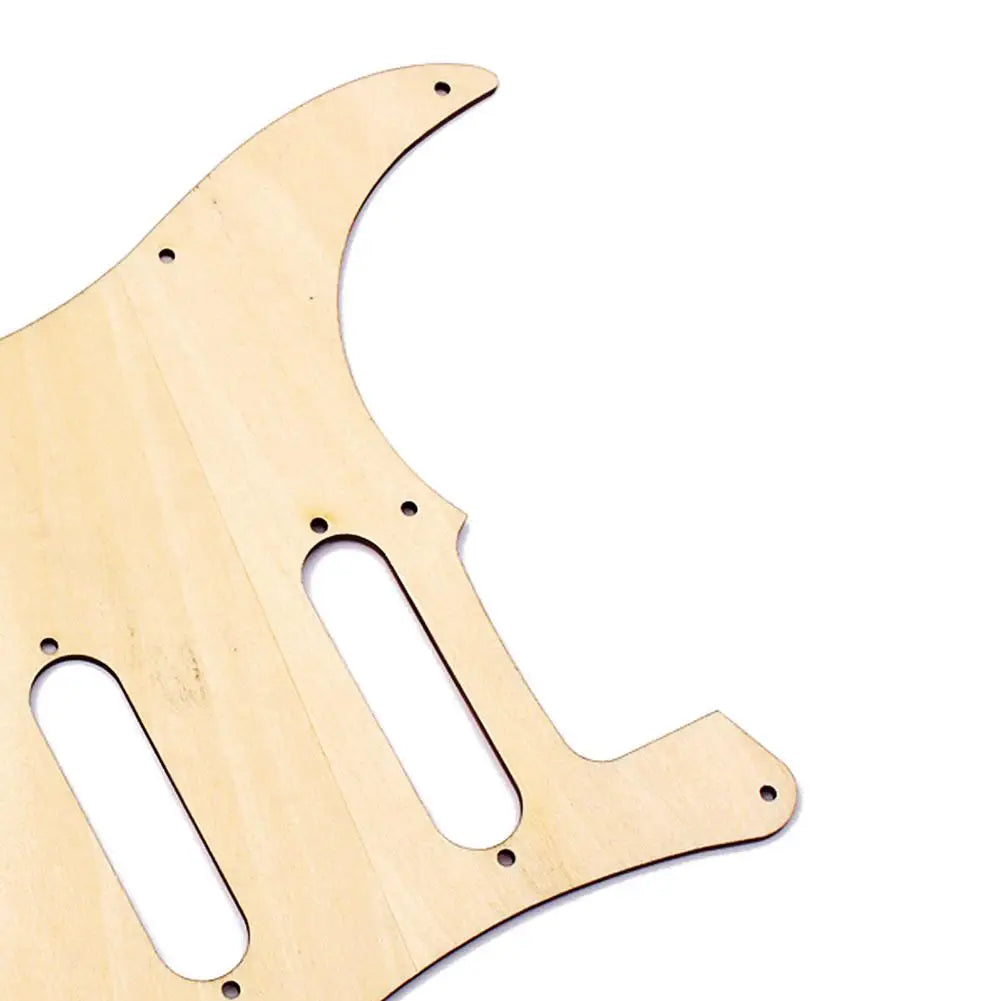 MiniGuitarBR - 11 Hole Maple Carving Pickguard Scratchplate Floral Style ST SSS Guitar Pickguard for Strat Wooden Scrach Plate for Stratocaster